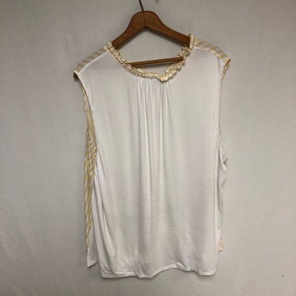 ➕ Ava & Viv Stripe Sleeveless Top - Picture 6 of 9